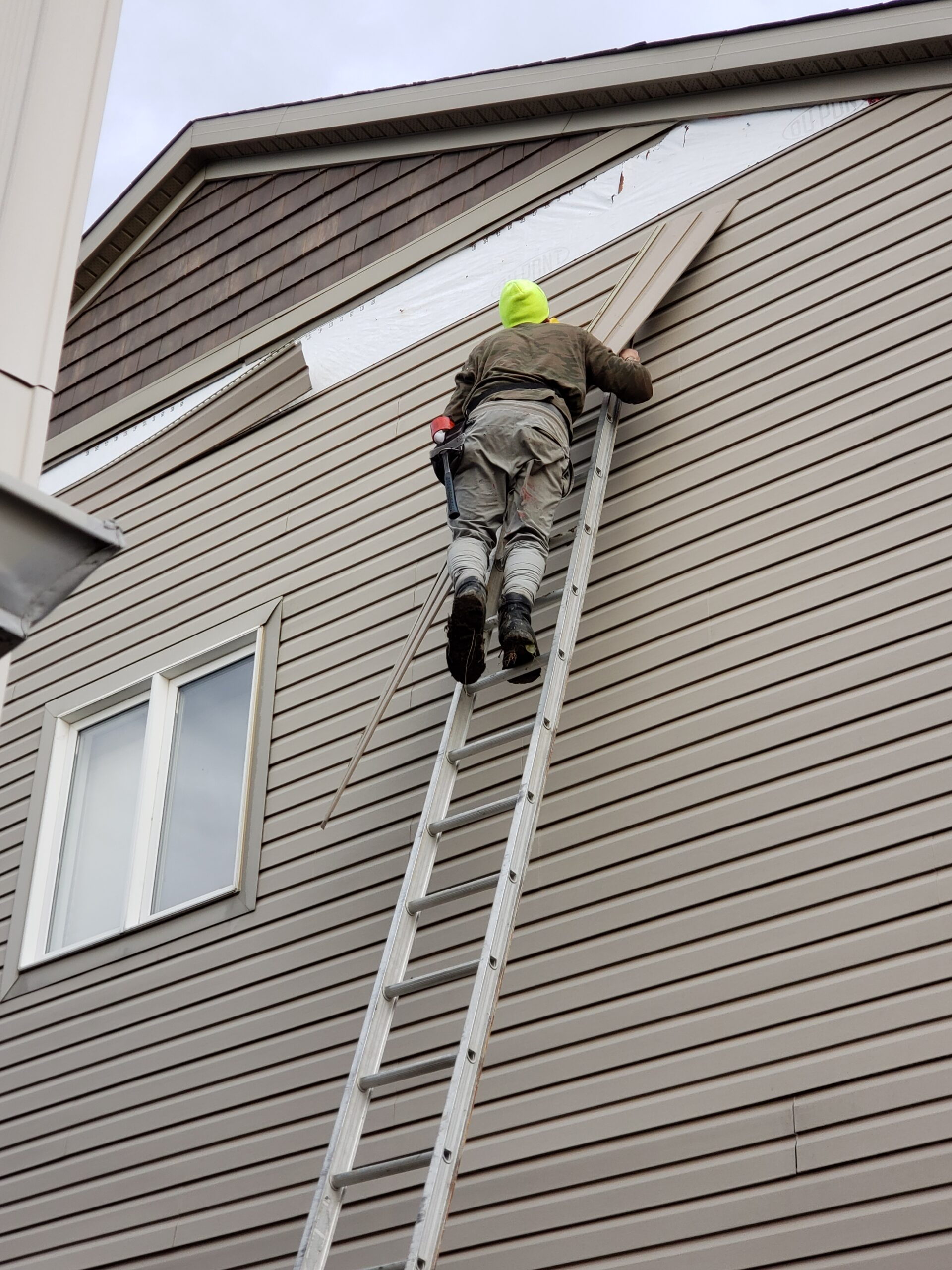 home-repairs-and-renovation-2025-01-07-06-03-21-utc